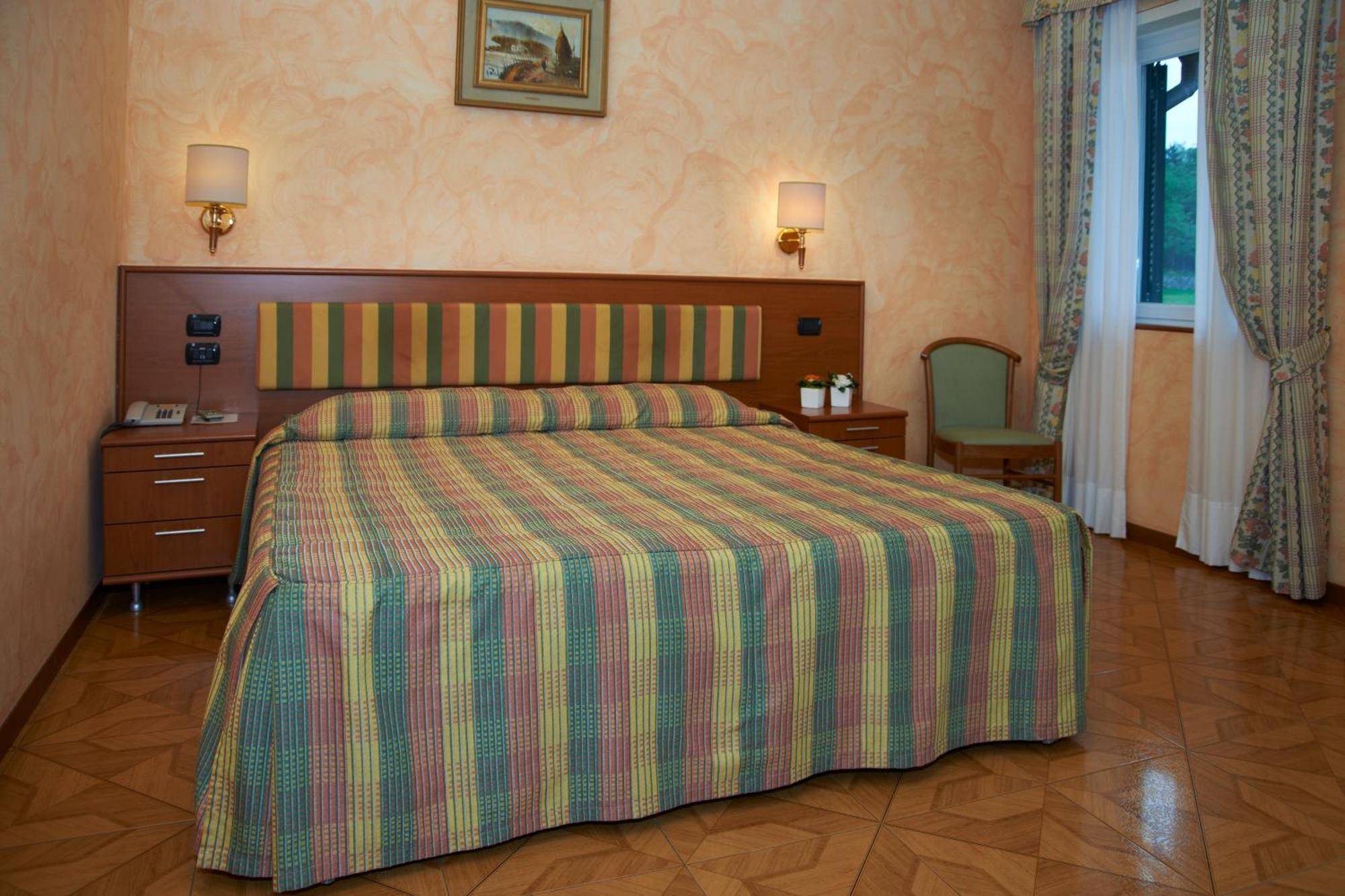Hotel La Bussola Orta San Giulio Εξωτερικό φωτογραφία